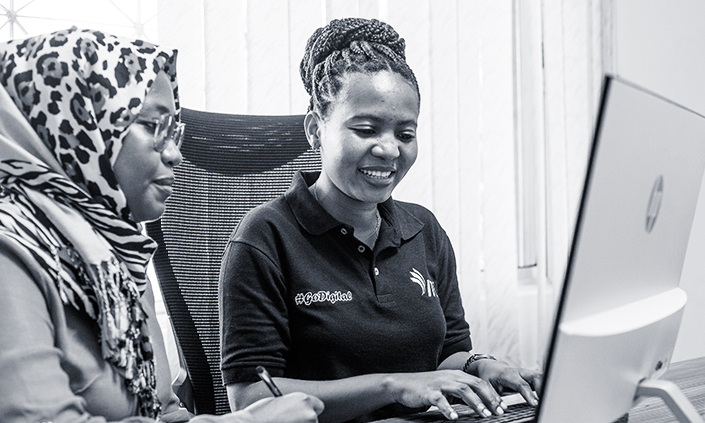 BLACK AND WHITE TEMPLATE 2Artboard 1